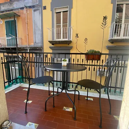 Alvarez De Toledo Oda ve Kahvaltı 3*